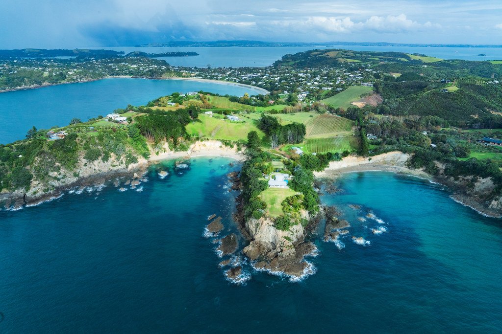 Charming Island Living: Explore Houses for Sale in Treasure Island⁤ FL