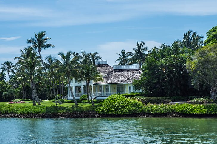 Discover Marco Island Real Estate: Exploring the Listings on Zillow