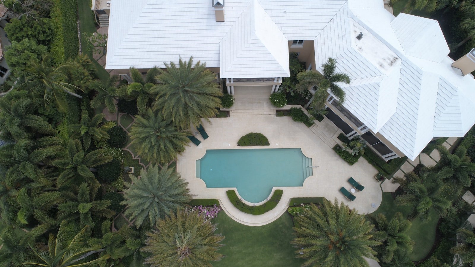 Your Ultimate Dream Home Awaits: Find Exceptional Value in the House for Sale in Palm Bay FL