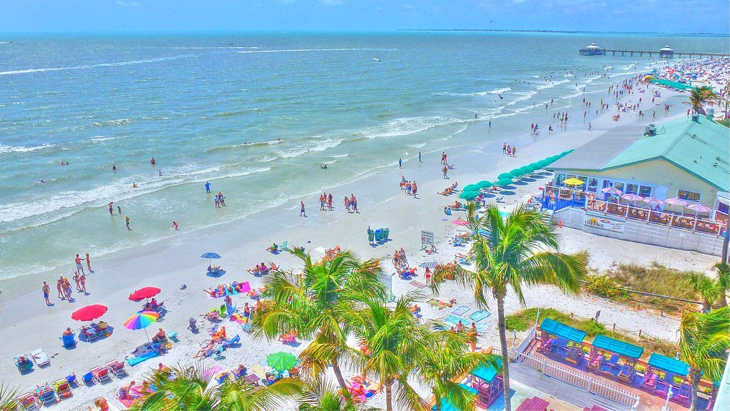 Boost Your Fort Myers Property Hunt: Expert-Recommended Real Estate Websites