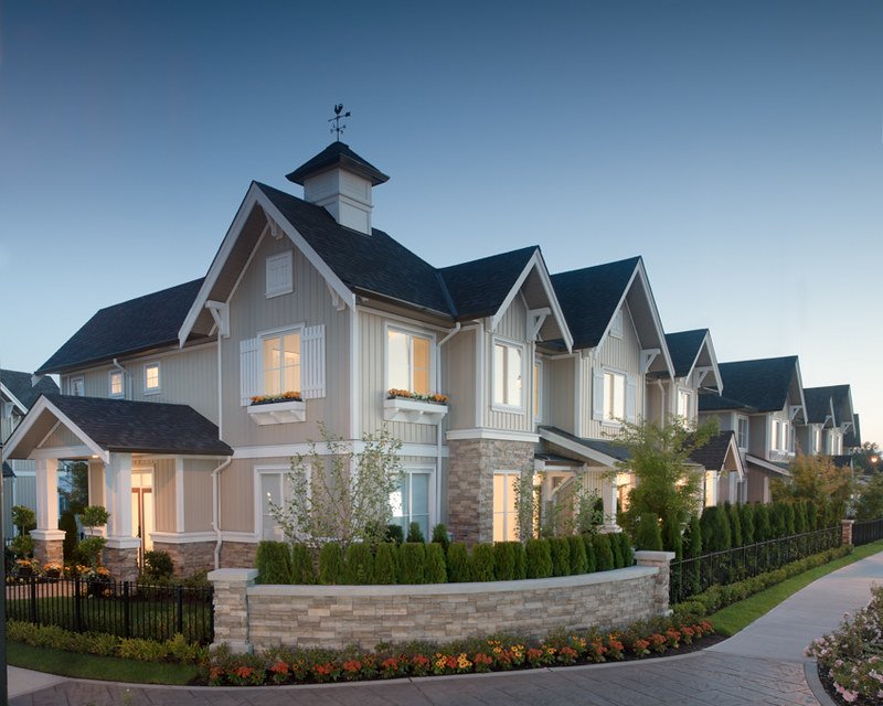 Exploring the Benefits â£of Living in a Townhome Community in â€Venice FL